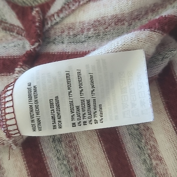 American Eagle outfitters women's small long sleeve multicolor top. - Picture 9 of 9